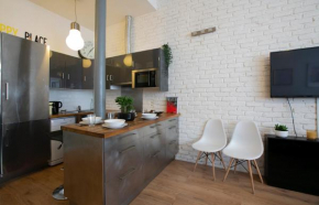 Loft in Batignolles next to Montmartre - LM17